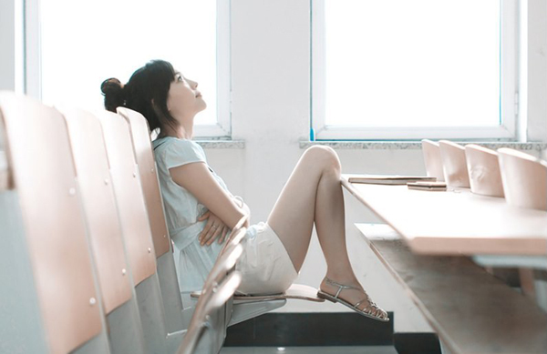 恬静女生空间相册图片6