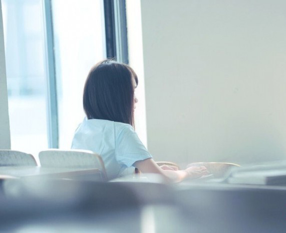 年轻貌美的女学生7