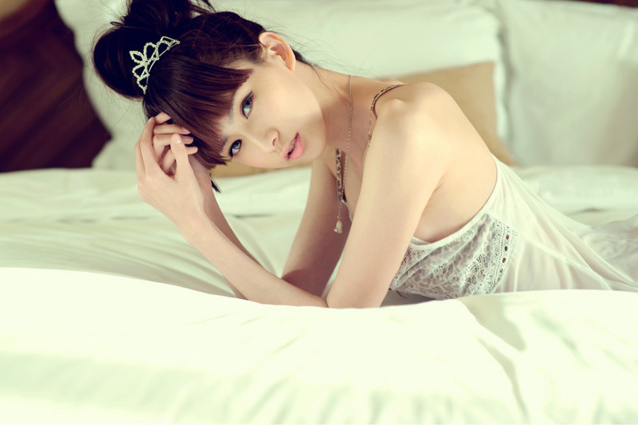 妩媚温柔女生1